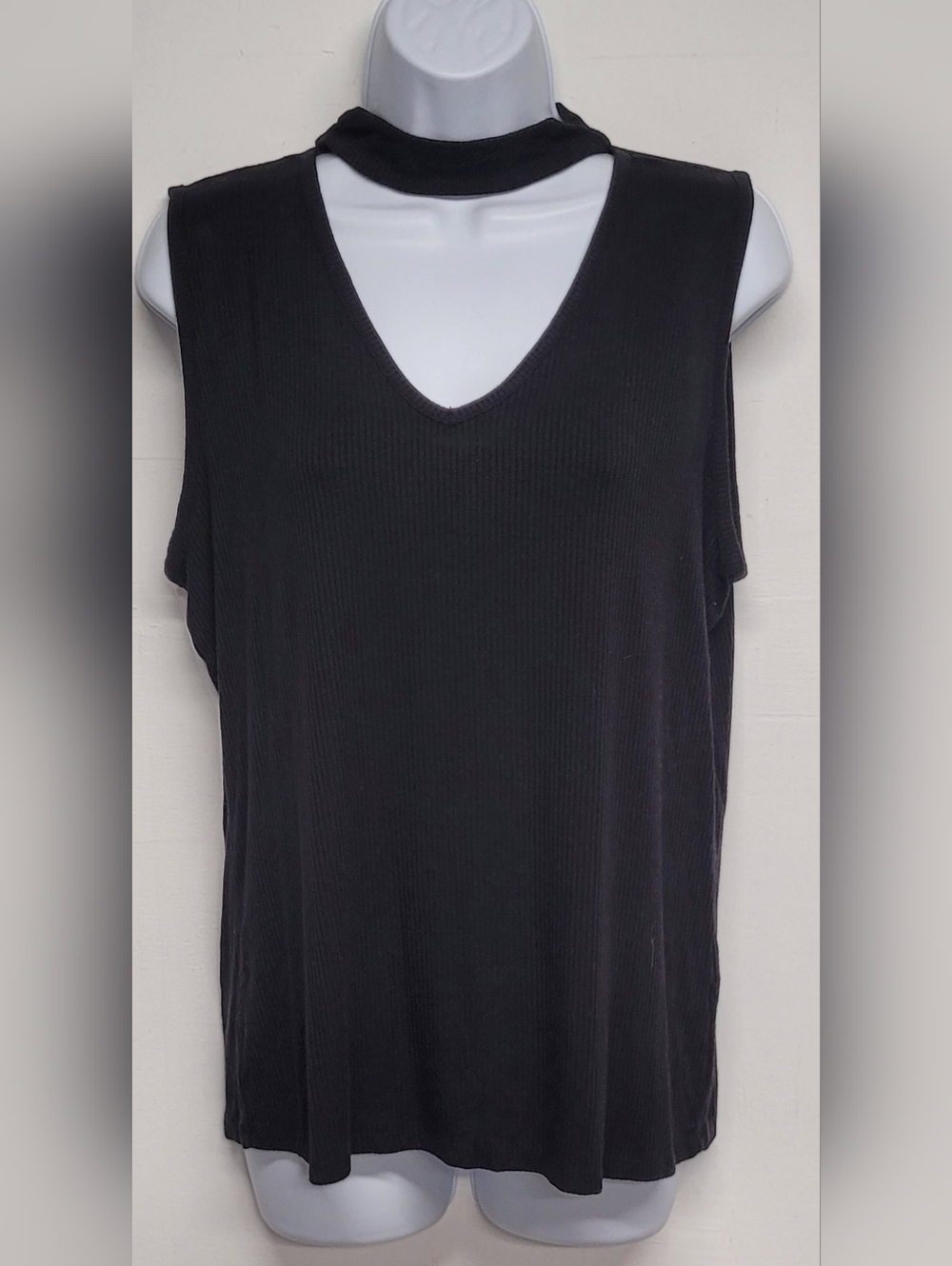 Ambiance 1XL Black Choker Top Ribbed Slinky Stretch Knit Sleeveless Vintage
